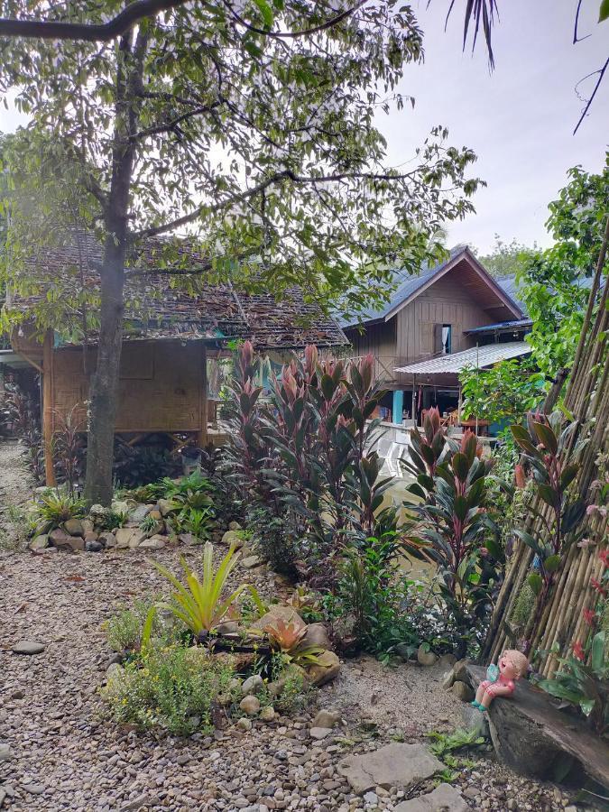 Nakhon Si Ban Na Homestay Накхонситхаммарат Экстерьер фото
